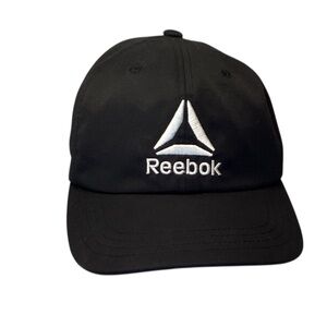 🍄 Reebok Black Baseball Cap